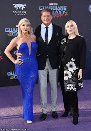 Series #redefineyouhh #selfcaresundayswithhh check in with you today, tomorrow & everyday she/her hhasselhoff.com. Hayley Hasselhoff Becomes First Ever Plus Size Model To Pose Nude For Playboy Aktuelle Boulevard Nachrichten Und Fotogalerien Zu Stars Sternchen