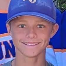 Connor Howell's Instagram, Twitter & Facebook