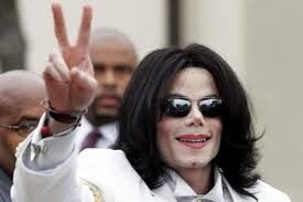 Michael Jackson bị ám ảnh vì là nạn nhân của tội ấu dâm