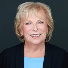 Laura Steckler's Instagram, Twitter & Facebook