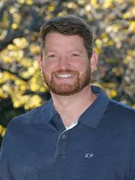 If you happen to see Dr. Jon today, help us wish him a wonderful birthday!  We hope he has a wonderful day celebrating. 🎉🎂