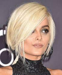 Romantic Short Platinum Blonde Bob Hairstyles 2019 To Consider This Year Platinum Blonde Bobs Bob Hairstyles Short Platinum Blonde Hair