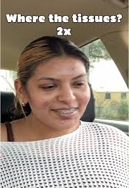 Michelle & Eva (@meekneek)