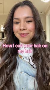 This is exactly how I curl your hair when you are sitting in my chair! 😊  #foryoupage #fyp #hairtutorial #hairdresser #howtocurlyourhair #curls  #saloncurls #tutorial