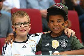 The couple is blessed with two children together named soley and lamia born on 8 march 2011. Bayern Germany On Twitter Young Fans Showing Support For Jerome Boateng Against Racism