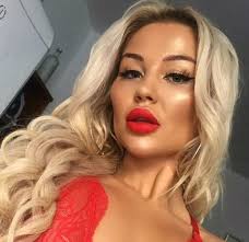 Paplanszája miatt nem tudta megfújni a szondát a valóságshow-celeb