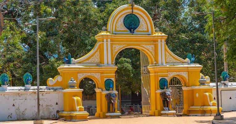 Kataragama sacred multi-religious city Menik Ganga pilgrims Tissamaharama stupa Sri Lanka