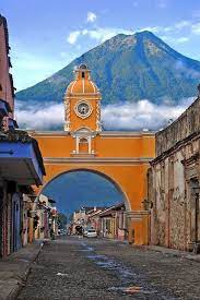 Antigua guatemala is among the best conserved colonial cities in the world, making it one of the most charming destinations in central america. Volcano And Arch Reisen Mittelamerika Orte