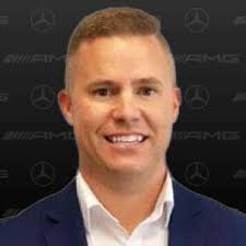 Performance Mercedes-Benz Staff