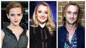 Evanna lynch is a 29 year old irish actress. Emma Watson And The Harry Potter Cast Wished Evanna Lynch Good Luck Before The Dancing With The Stars Finale Teen Vogue