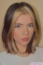 Is One Single Color Not Enough Be Creative With This Two Tone Hairstyle Ideas Click To Find More Inspiration Hair Color Streaks Hair Streaks Hair Dye Colors