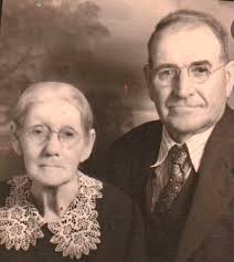 The woman in these photos is Martha Elizabeth “Mattie” Duckworth. She was  born in 1869 to Alexander Duckworth and Mary Powell in Flint Township,  Benton county, Arkansas. At the time, the post