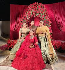 #dangal #mahavir singh phogat #geeta phogat #babita phogat #sakshitanwar #nitesh tiwari #aamir khan. Pin On Indian Brides