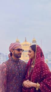 Deepika Padukone And Ranveer Singh At The Golden Temple In Amritsar Today Deepveer Pemandangan