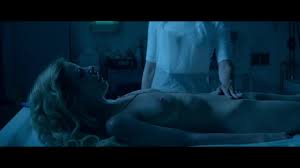 The Neon Demon (2016) nude scenes - Celebs Roulette Tube