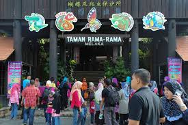 A famosa, stadhuys, kubu st. 8 Tempat Menarik Di Ayer Keroh Yang Dijamin Best Ammboi