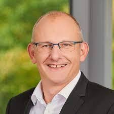 Markus Mengel's Instagram, Twitter & Facebook