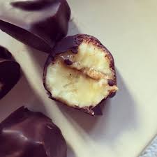 Banane Au Beurre De Cacahuetes Enrobee De Chocolat Beurre De Cacahuetes Recette Banane Banane Beurre De Cacahuete