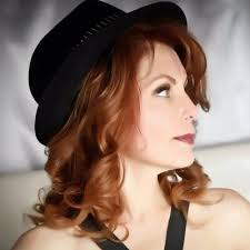 Tracy Pellegrino's Instagram, Twitter & Facebook