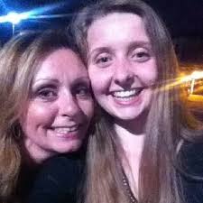 Firefighters rescue owl trapped in a tree by fishing wire for three days