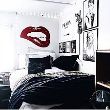 Go modern and luxurious with black white and gold decor. 45 Cool Dorm Room Decor Ideas You Ll Like Digsdigs
