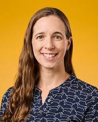 Julie Seiler's Instagram, Twitter & Facebook