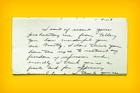 Et quelle meilleure façon de dire « je t'aime » qu'entre les lignes d'une lettre d'amour écrite du cœur. Lettre D Amour Pour Lui Dire Je T Aime La Poste
