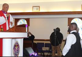 Suttons celebrate 'transfer of the mantle' at Faithway