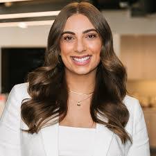 Catherine Rollins's Instagram, Twitter & Facebook