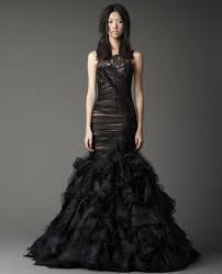 Strapless Mermaid Gown With Chantilly Lace Illusion Neckline Gathered Tulle Bodice Wedding Dresses Vera Wang Black Wedding Dresses Lace Mermaid Wedding Dress