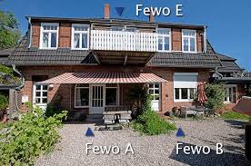 Garten ostsee grundstucke garten mieten und kaufen in rostock. Haus Bergfried Ferienwohnungen An Der Ostsee Fur 2 Bis 6 Personen Familienfreundlich Mit Parkahnlichem Garten