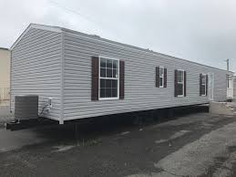Birchwood 14 X 56 764 Sqft Mobile Home Our Lafayette Tn Sales Center Delivers Finely Built Mobile Homes To Tennessee Alab Mobile Home Birchwood Home Center
