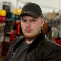 6 "Lee Sauceda" profiles