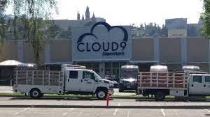 Nbc Superstore Filming Location Cloud 9 Exterior Youtube