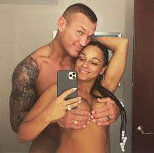 WWE legend Randy Orton grabs a handful as he shares topless selfie of wife  Kim as part of romantic Instagram post | The US Sun
