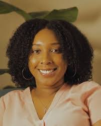 Lauren Laurent's Instagram, Twitter & Facebook