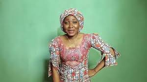 Kukalli yanda sike cin mata tsirara kokunya basuji. Photo Tsirara By Hafsat Zaki