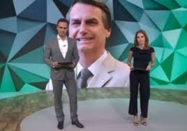 Bolsonaro ergueu uma placa em que estava escrito globo lixo, como se a luta contra o malvado veículo de jair bolsonaro estava particularmente inspirado. Globolixo Noticias Gospel