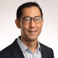 Roger Hertz's Instagram, Twitter & Facebook