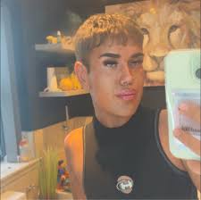 Its a blue cow storyyyyyyy!!!