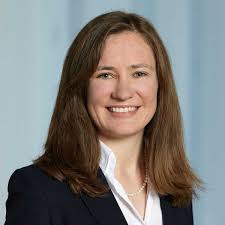 Olga Fink's Instagram, Twitter & Facebook