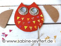 Wir haben hier tolle ideen vogelkarte basteln mit kindern. Diy Bastelidee Fur Kinder Herbstliche Eule Aus Pappe Basteln Kreative Upcyclingidee Blog Sabine Seyffert