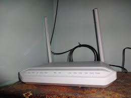 Jaringan fiber optic jauh lebih stabil dibandingkan jaringan kabel koaksial atau kabel tembaga pada saat dilakukan akses. Pengalaman Pasang Indihome Single Play Keluarga Azka