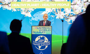 At the same time, biologists estimate that we're driving species to extinction at a rate of 100 to. Es Liegt In Unserer Natur Bundesprasident