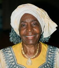 Davina Magee's Instagram, Twitter & Facebook