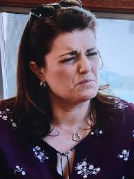 Does Robin's mean mask slip in S18 E7?