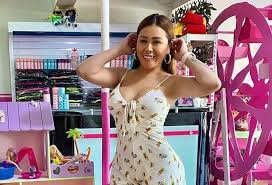 La influencer colombiana, yina calderón se vio envuelta en otra polémica luego de que se filtrara en las redes sociales un video donde se le ve teniendo relaciones sexuales. Yina Calderon Causo Una Mala Impresion Con Un Video En Ropa Intima Rcn Radio