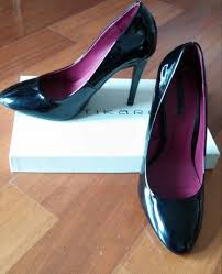Vendo scarpe donna in vernice nera studio pollini, originali, con plateau, tacco 12, numero 36. Decollete Nere In Vernice Zara Tacco 12 Annunci Milano