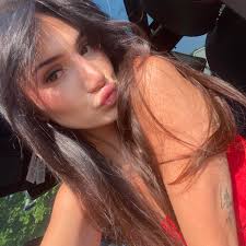 Amanda Trumbull (@amanda.trumbull.844690) • Facebook, Connect with friends