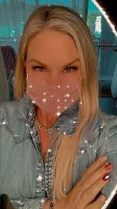 Kelly Mattson's Instagram, Twitter & Facebook